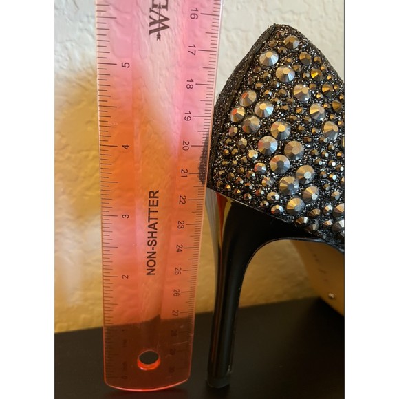 Gianni Bini (Worn ONCE) Mairah Studded Sparkly Heels - Sz 7 - Picture 6 of 12
